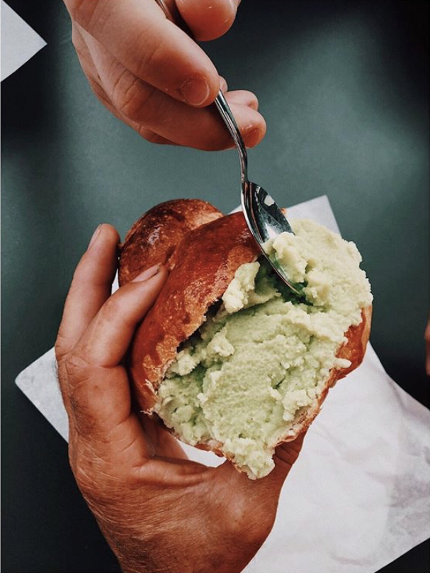 Choosing a Photographer: Restaurant Social Media